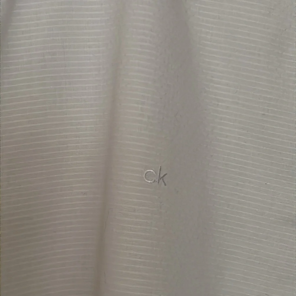 Calvin Klein short sleeve button down - Picture 2 of 4